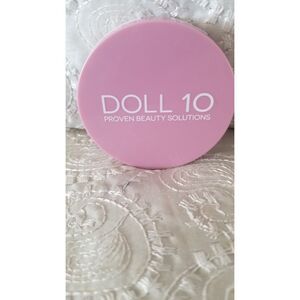 Doll 10 "Sultry Tint" is a pH-adaptive